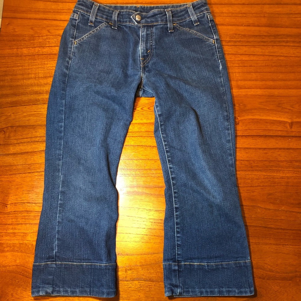 Levi cropped jeans